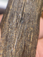 Load image into Gallery viewer, Old west Malaysian agarwood for collection - uthaiagarwood