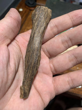 Load image into Gallery viewer, Old Cambodia agarwood for collection - uthaiagarwood