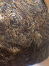 Load image into Gallery viewer, Old East Malaysian agarwood for collection - uthaiagarwood