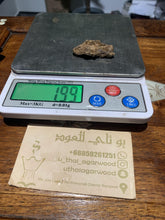 Load image into Gallery viewer, Old East Malaysian agarwood for collection - uthaiagarwood