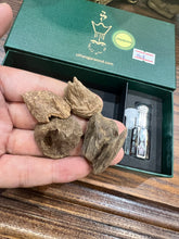 Load image into Gallery viewer, Indonesia Jayapura Kadeem Gift Box