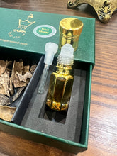 Load image into Gallery viewer, Trad Maliki Gift Box
