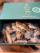 Load image into Gallery viewer, Trad Fakhir Gift Box