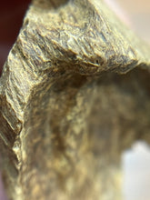 Load image into Gallery viewer, Indonesia Jayapura Kadeem Gift Box