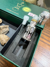 Load image into Gallery viewer, Indonesia Jayapura Kadeem Gift Box