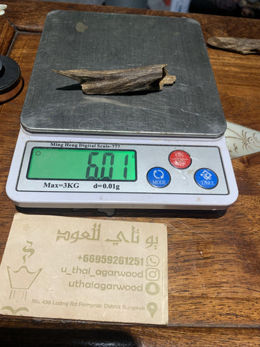 Old west Malaysian agarwood for collection - uthaiagarwood