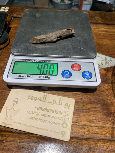Old west Malaysian agarwood for collection - uthaiagarwood