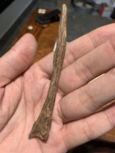 Load image into Gallery viewer, Old west Malaysian agarwood for collection - uthaiagarwood
