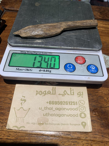 Old Cambodia agarwood for collection - uthaiagarwood
