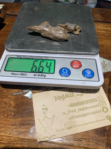 Old Cambodia agarwood for collection - uthaiagarwood